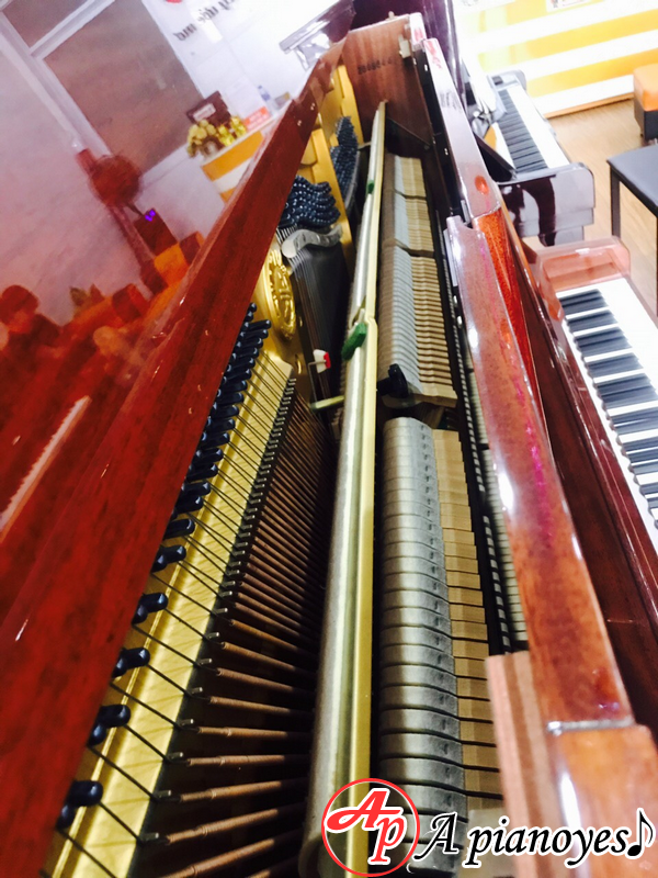 Đàn Piano Yamaha W-106 Đàn Piano Yamaha W106