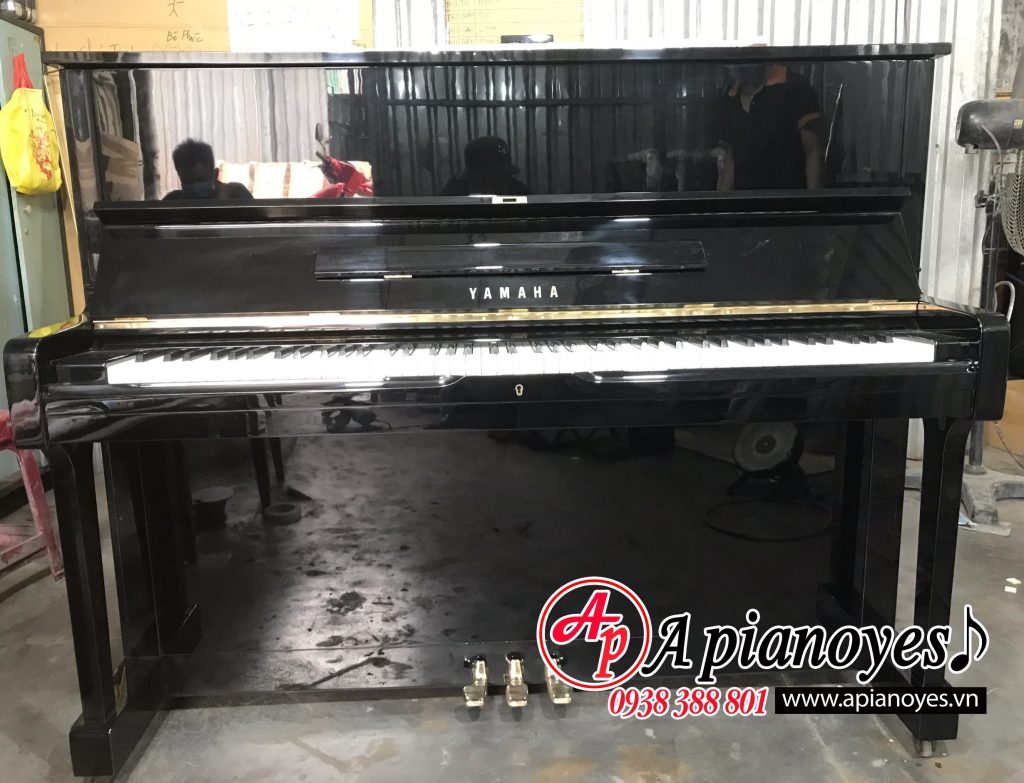 Piano Yamaha U1G