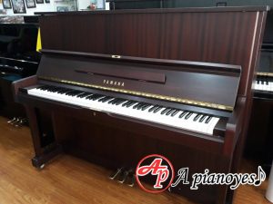 Đàn Piano Yamaha W102BS