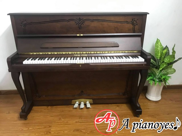 Piano Young Chang E118