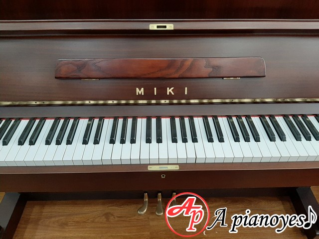 Piano Miki 50