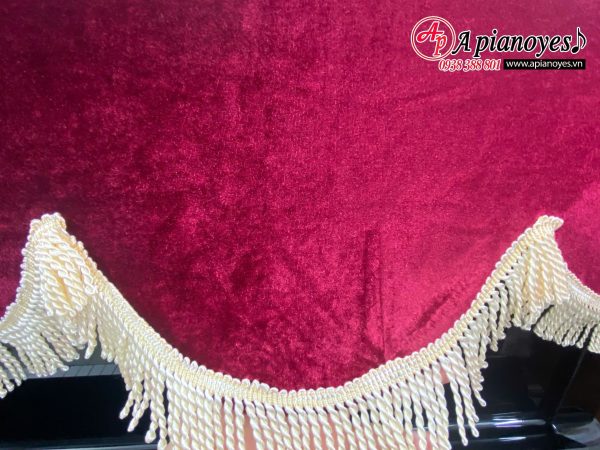 Khăn phủ đàn đỏ nhung
