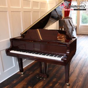 Đàn grand piano YAMAHA C3