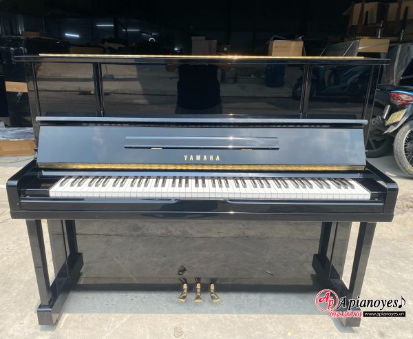 đàn piano Yamaha UX10BL